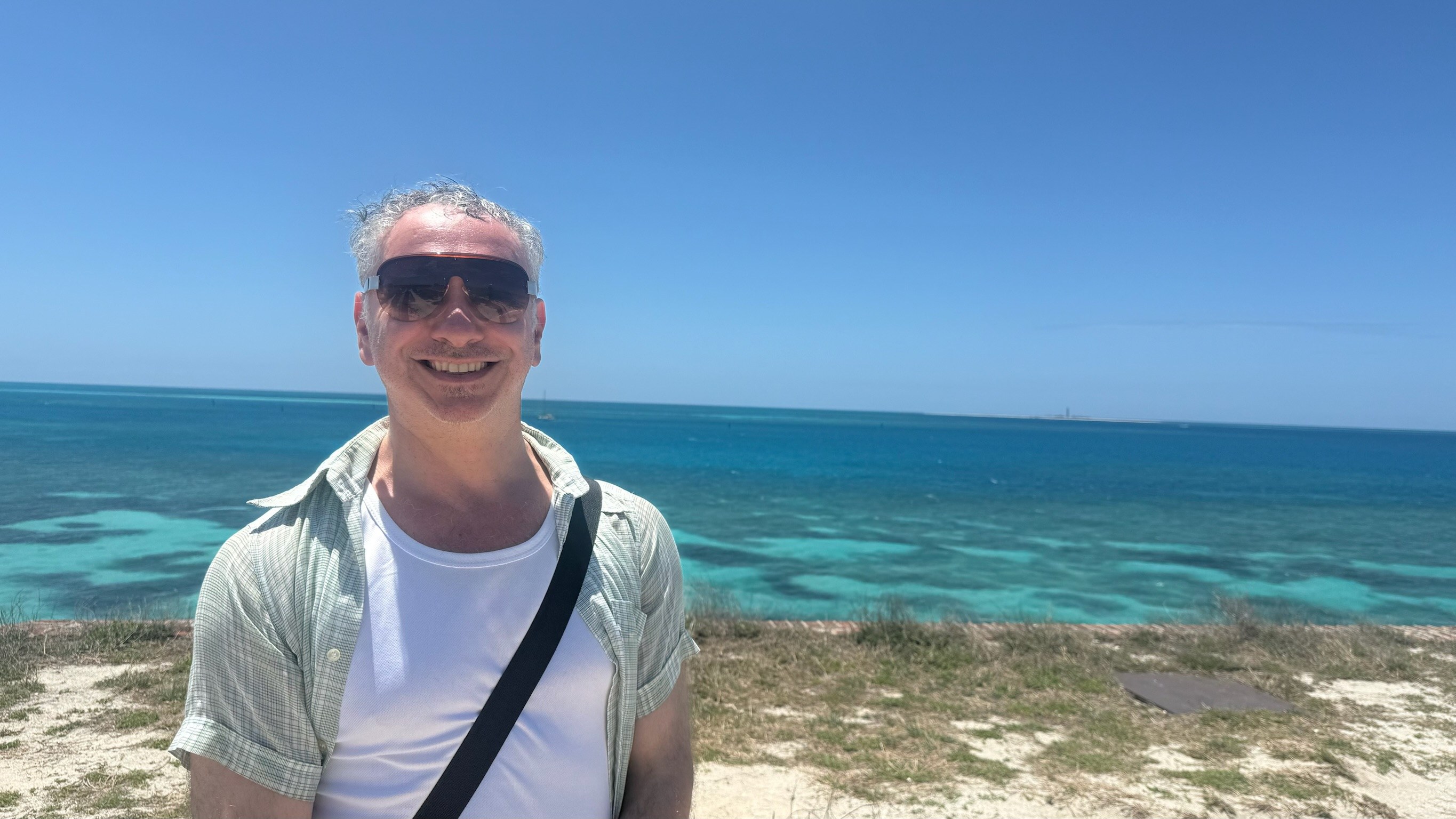 Aldo Pergolese tijdens een bezoek aan de Florida Keys, nabij Fort Jefferson