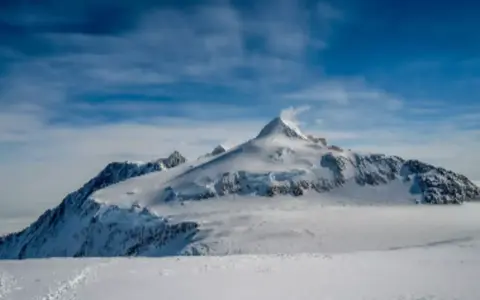 Alpinisme, skiën en expeditie-reizen