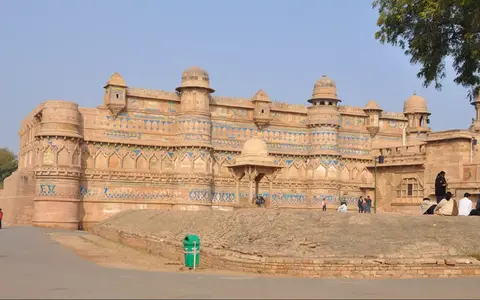 India, Nepal & Bhutan